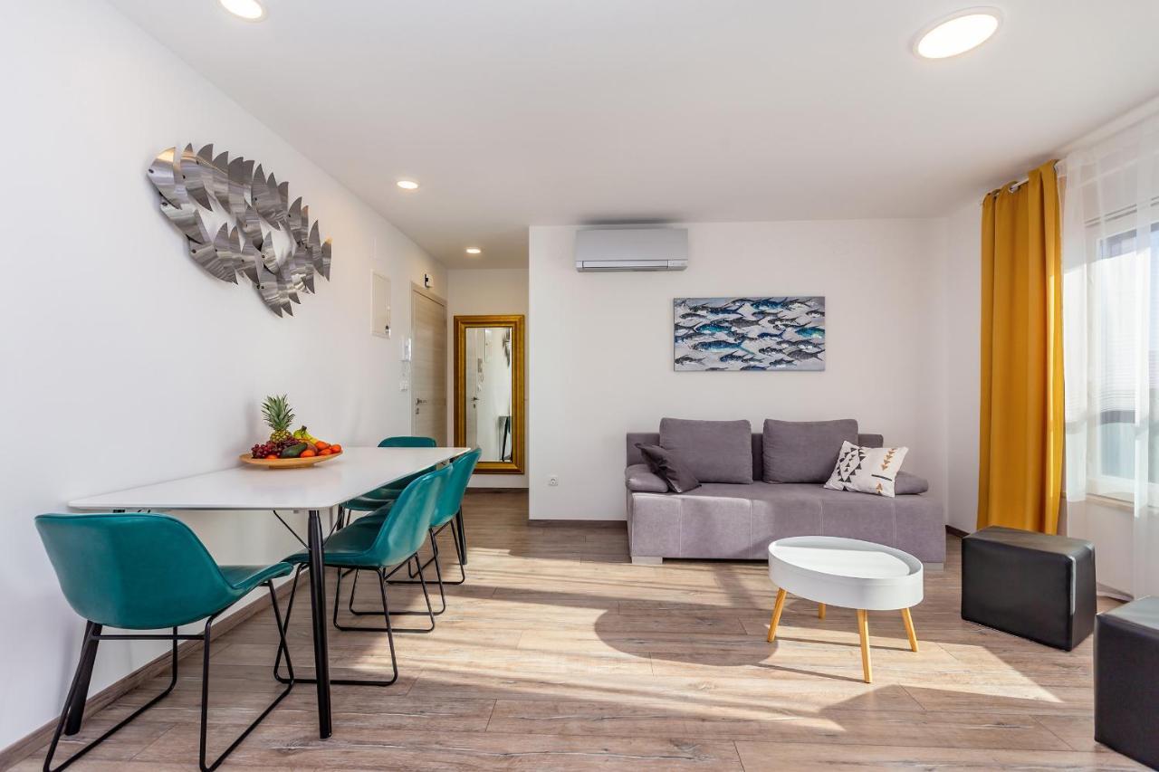 Apartments Luca 크르크 외부 사진