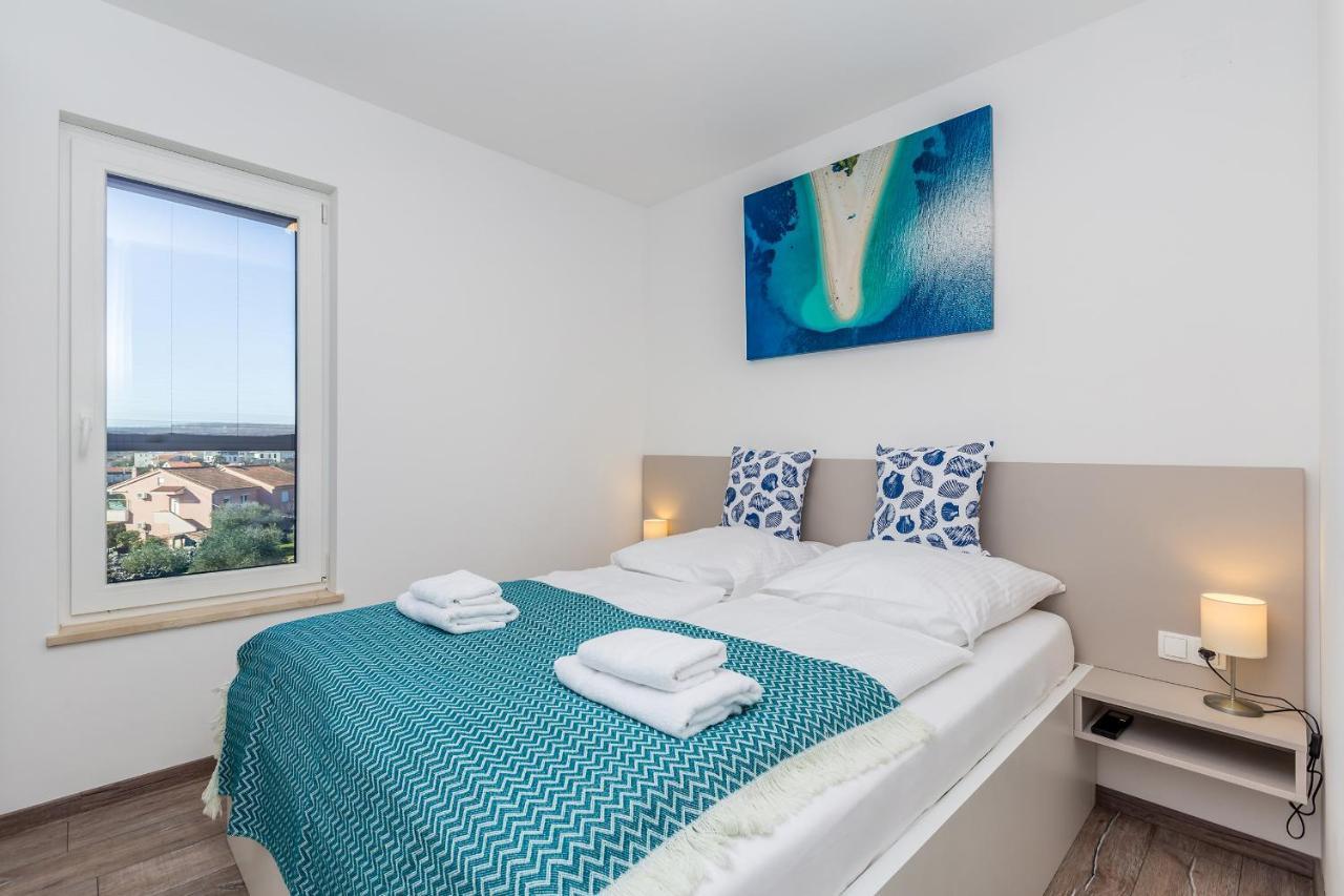 Apartments Luca 크르크 외부 사진