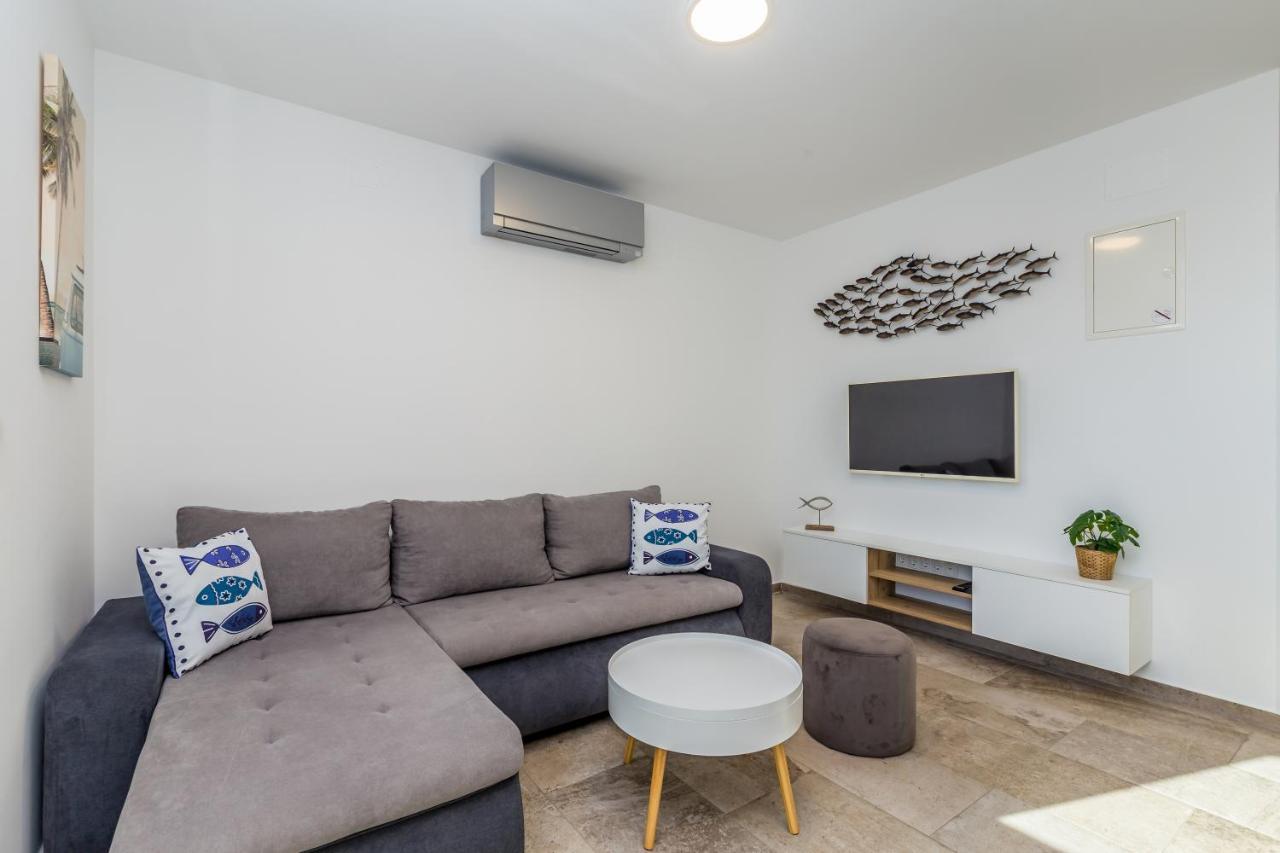 Apartments Luca 크르크 외부 사진